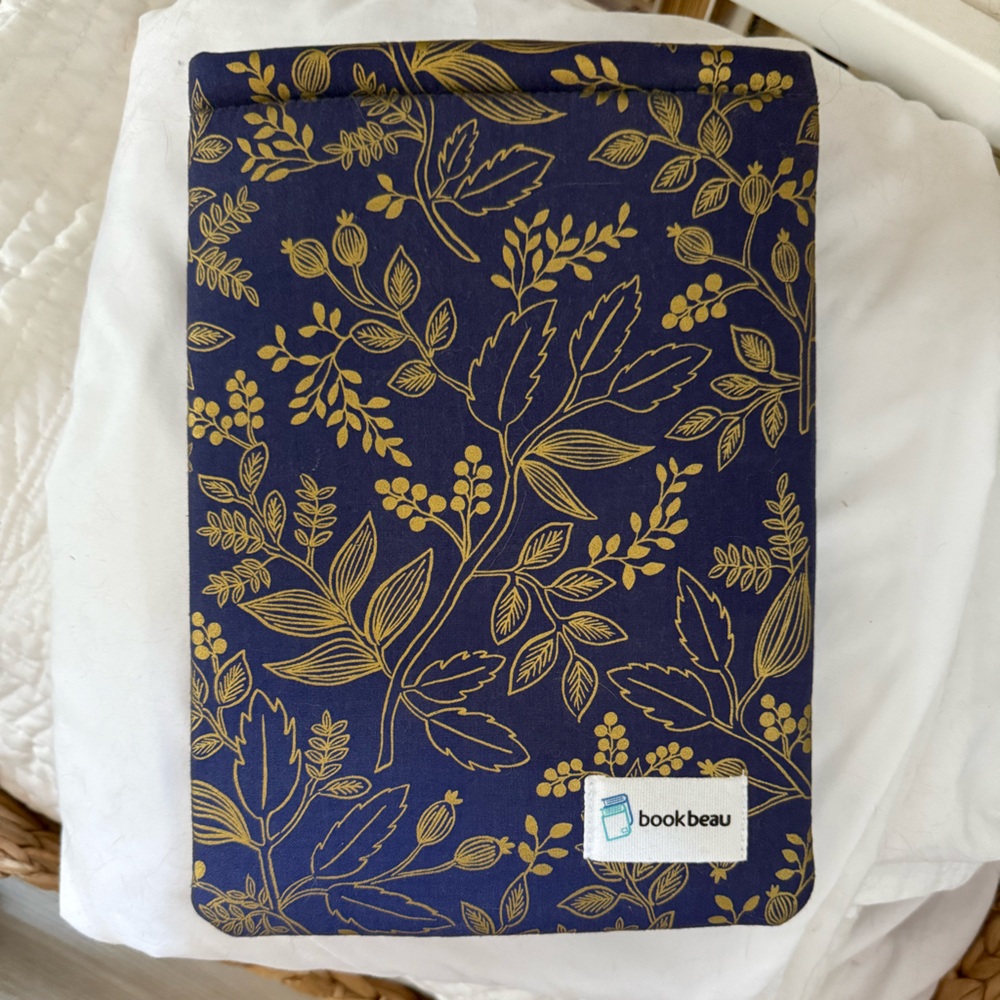 Book Beau Blue and Gold Leaf Print Pouch